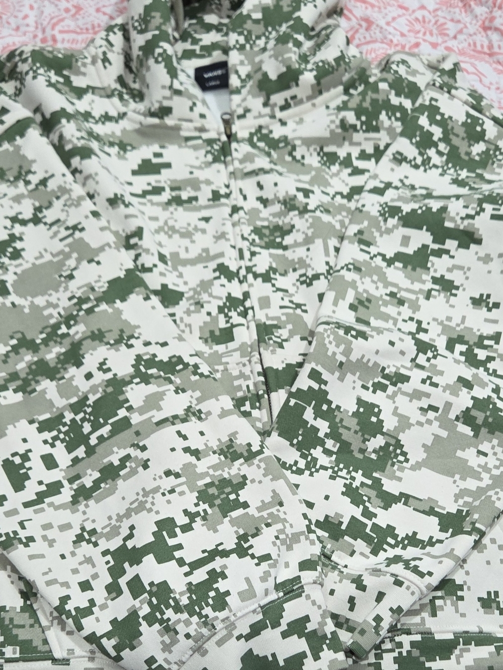 Vans Men's Green and White Digital Camo Full-Zip Hoodie